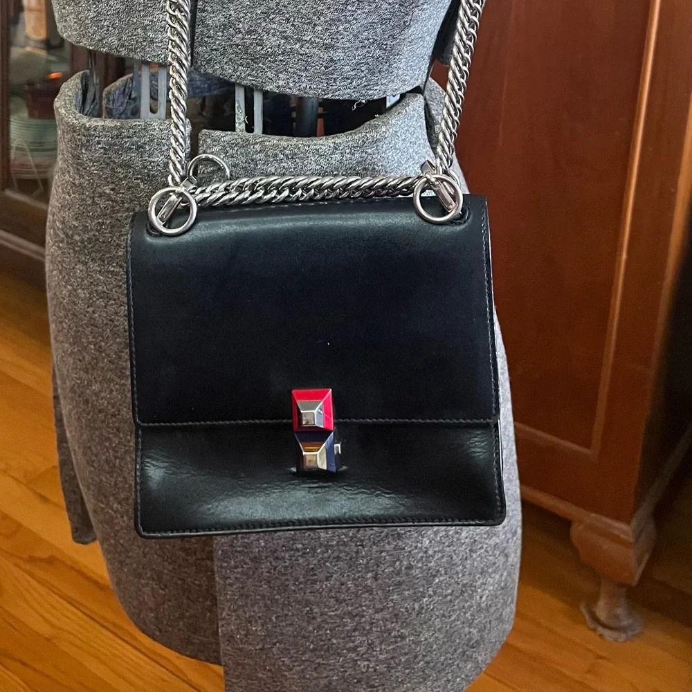Fendi Kan l Small Bag. Black Leather with silver and leather crossbody strap. - Picture 3 of 16